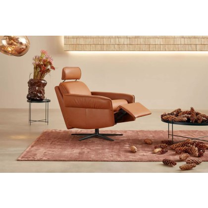 Aura Electric Recliner Chair (Model 8916-23E) by Himolla Aura Electric Recliner Chair (Model 8916-23E) by Himolla