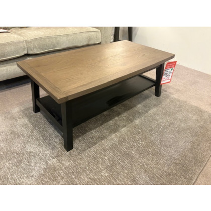 Regent Weathered Oak Coffee Table (Showroom Clearance) Regent Weathered Oak Coffee Table (Showroom Clearance)