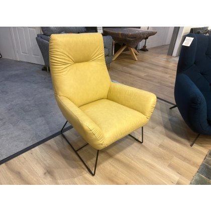 Core Leather Armchair (Showroom Clearance) Core Leather Armchair (Showroom Clearance)