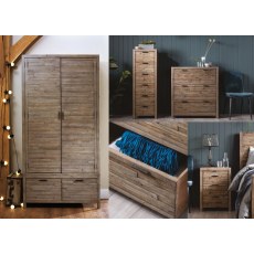 Tuscan Spring 3 Drawer Chest Tuscan Spring 3 Drawer Chest