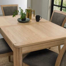 Chester Oak 4-6 Extending Dining Table (140-185cm) by Bentley Designs Chester Oak 4-6 Extending Dining Table (140-185cm) by Bentley Designs