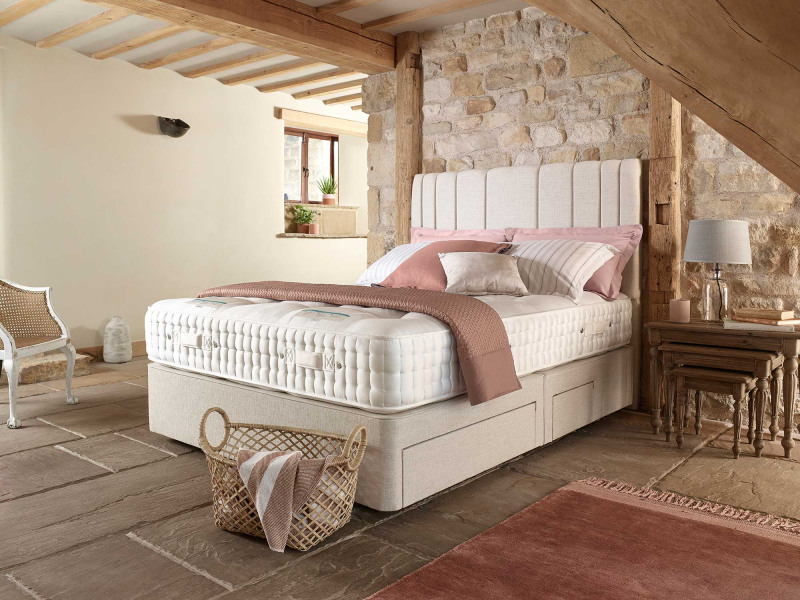 Hvar 16,000 Mattress & True Edge Divan Set by Harrison Spinks Hvar 16,000 Mattress & True Edge Divan Set by Harrison Spinks