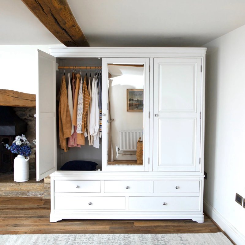 Sabena 3 Door Wardrobe Sabena 3 Door Wardrobe