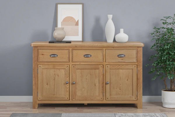 Queensbury Oak 3 Door Sideboard Queensbury Oak 3 Door Sideboard